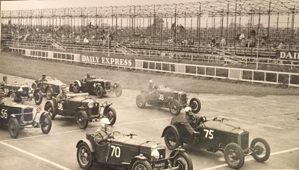 nash_race_at_silverstone_1956